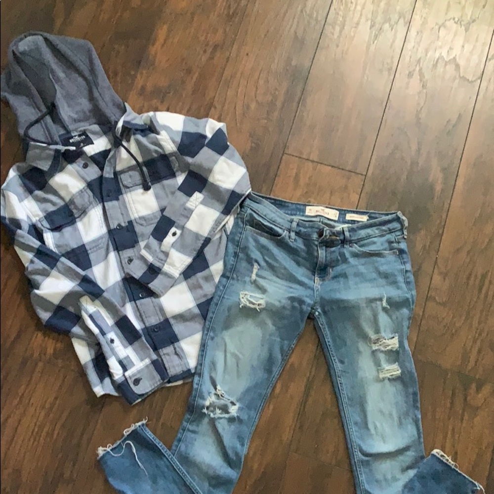 Low Rise Super Skinny Destructed Hollister Jeans.